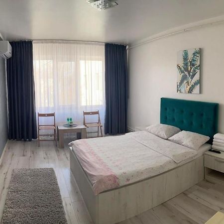 Garsoniera Centru Apartment Galaţi Exterior foto